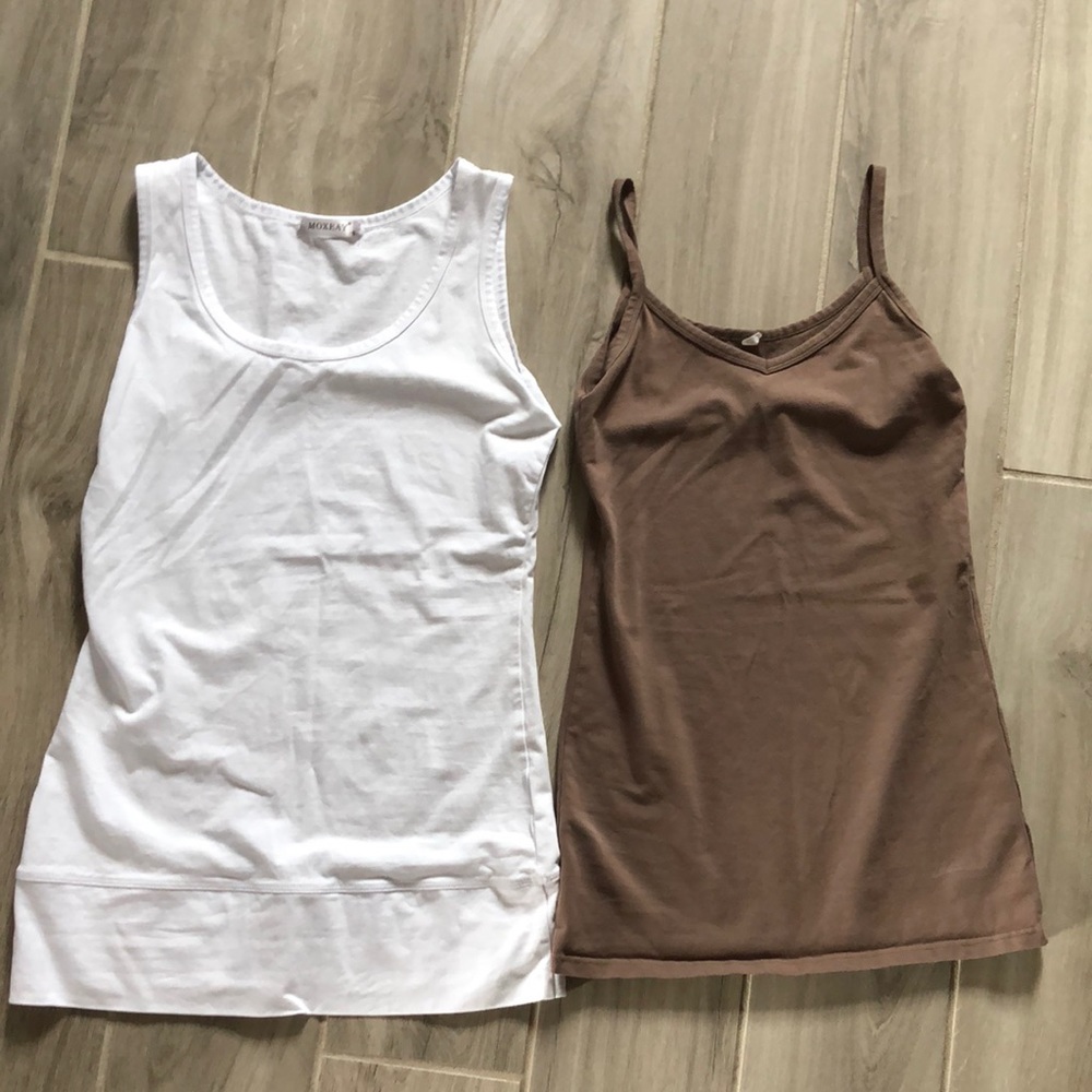 2 stretchy tank tops